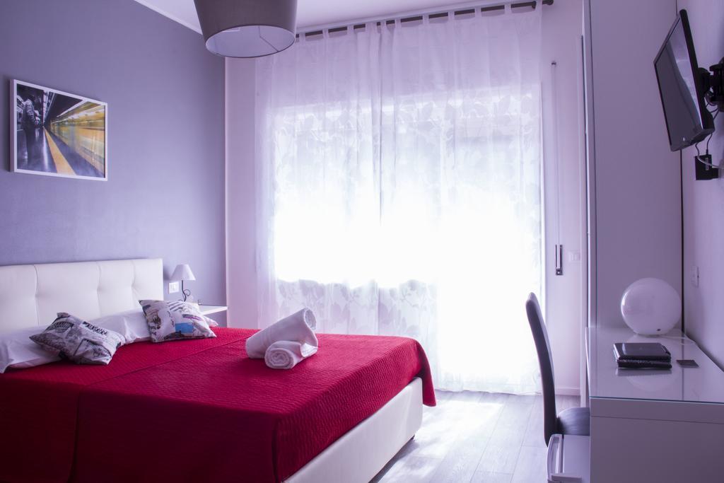Bed and Breakfast Domus Raffaello Рим Номер фото
