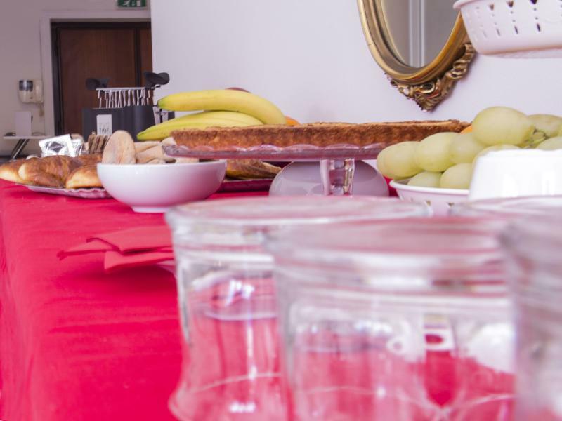 Bed and Breakfast Domus Raffaello Рим Экстерьер фото
