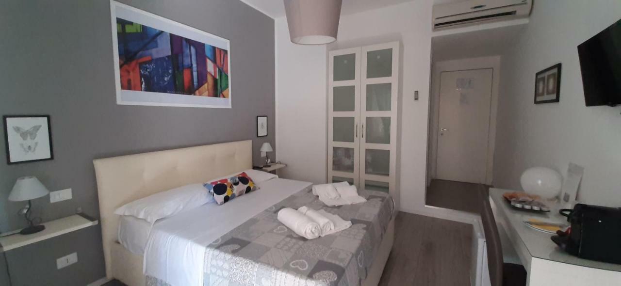 Bed and Breakfast Domus Raffaello Рим Экстерьер фото